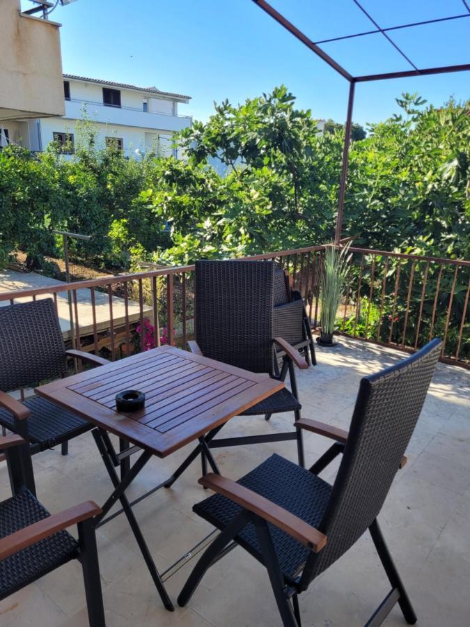Harizma Primošten Exterior foto
